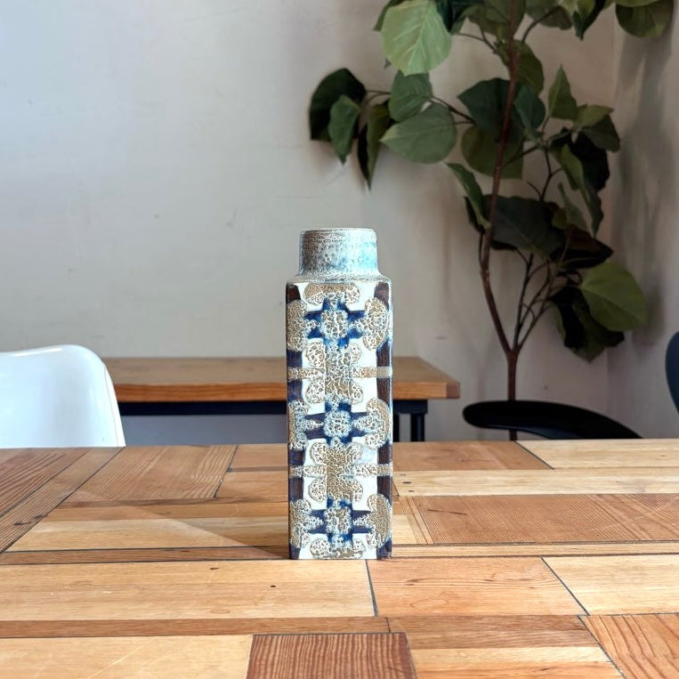 フラワーベース / BACA ［/Denmark］ Royal Copenhagen》 Baca フラワーベース ミニ ブラウン 【Nils