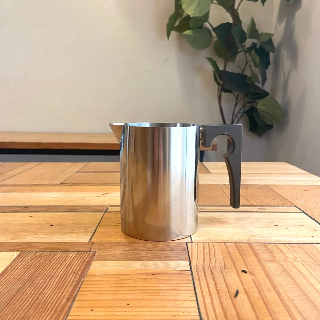 ステルトン / Stelton シリンダライン / Cylinda-Line ウォータージャグ 小 アルネ・ヤコブセン