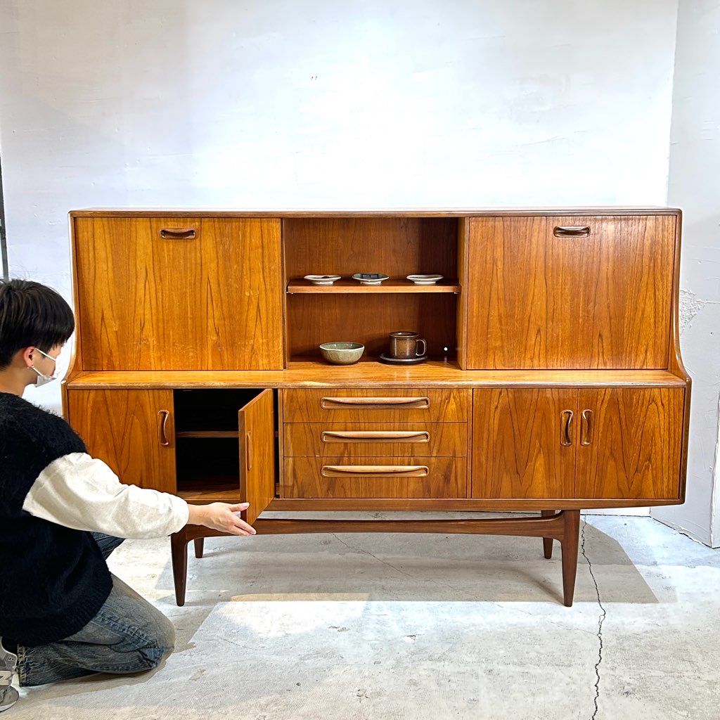 ジープラン / G-PLAN フレスコシリーズ ミドルサイドボード キャビネット ヴィンテージ