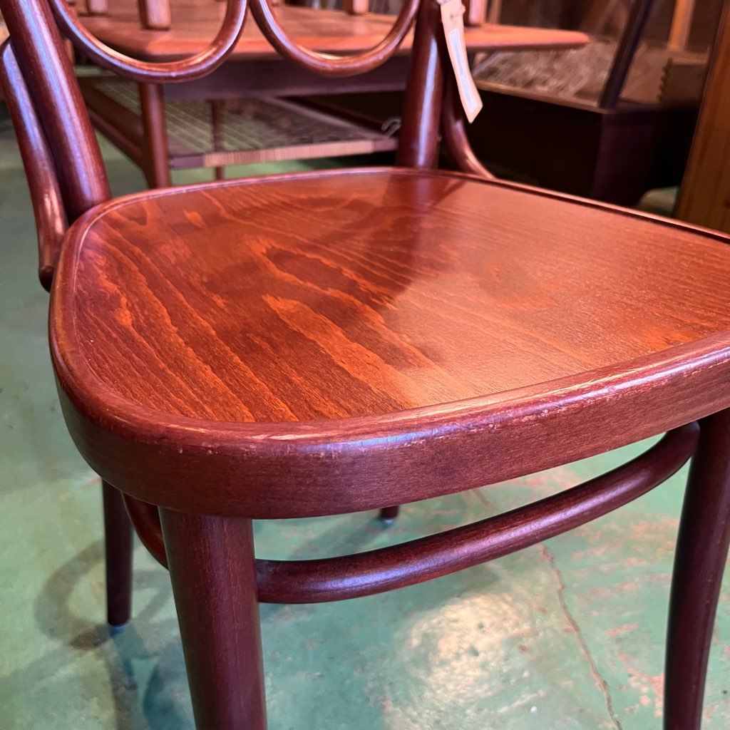 TON社 ベントウッドチェア ダイニングチェア No.4カフェダウムチェア