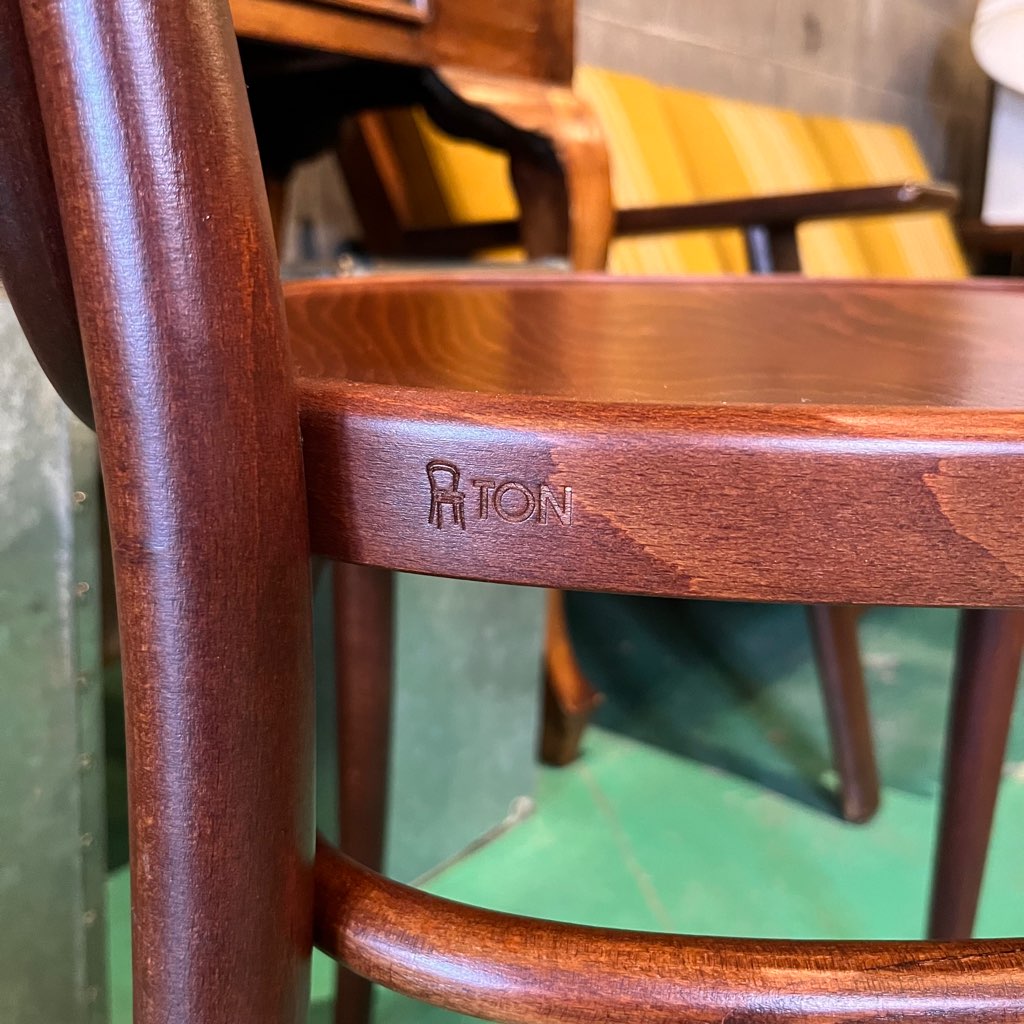 TON社 ベントウッドチェア ダイニングチェア No.4カフェダウムチェア