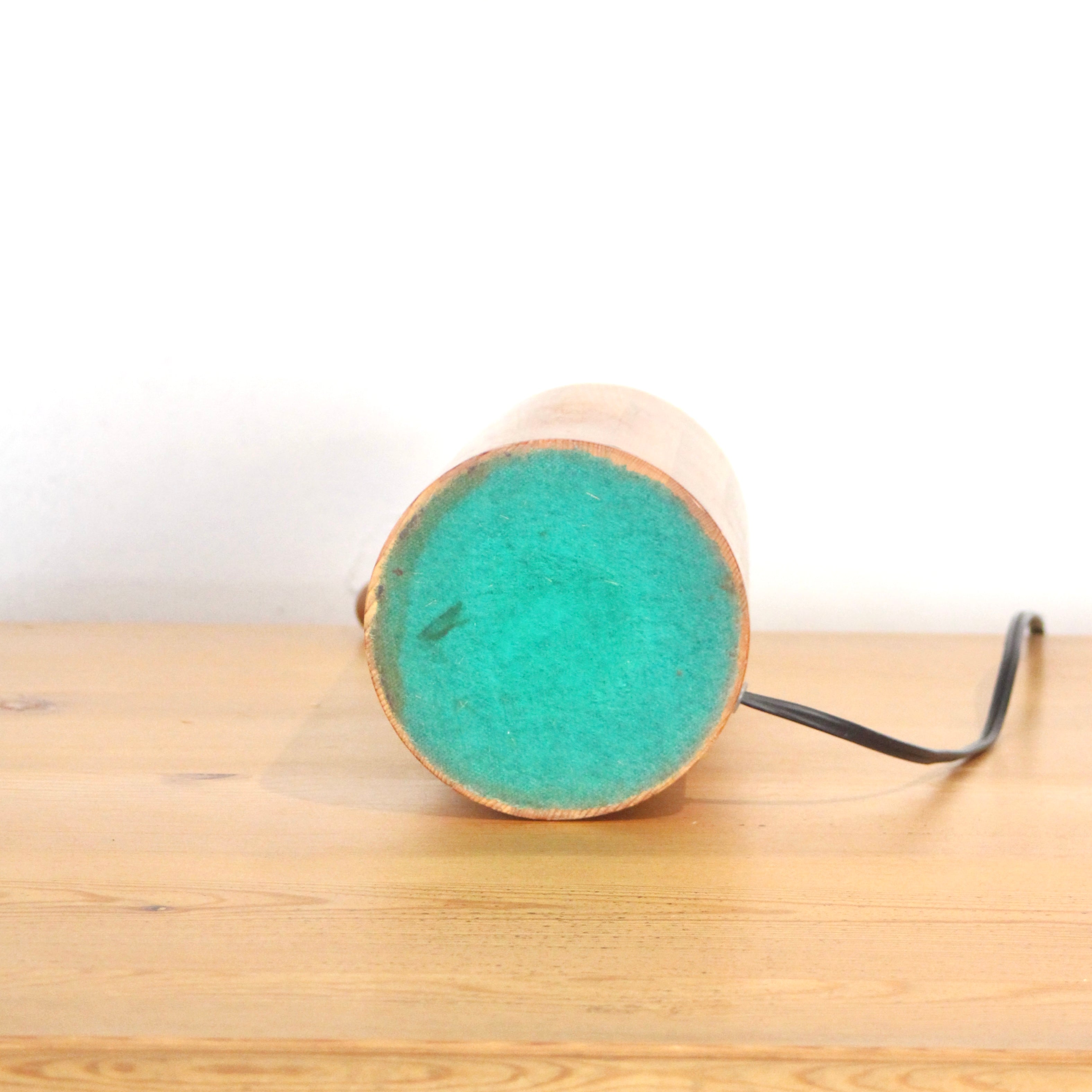 パイン材ベースのテープルランプ 卓上ライト ヴィンテージ