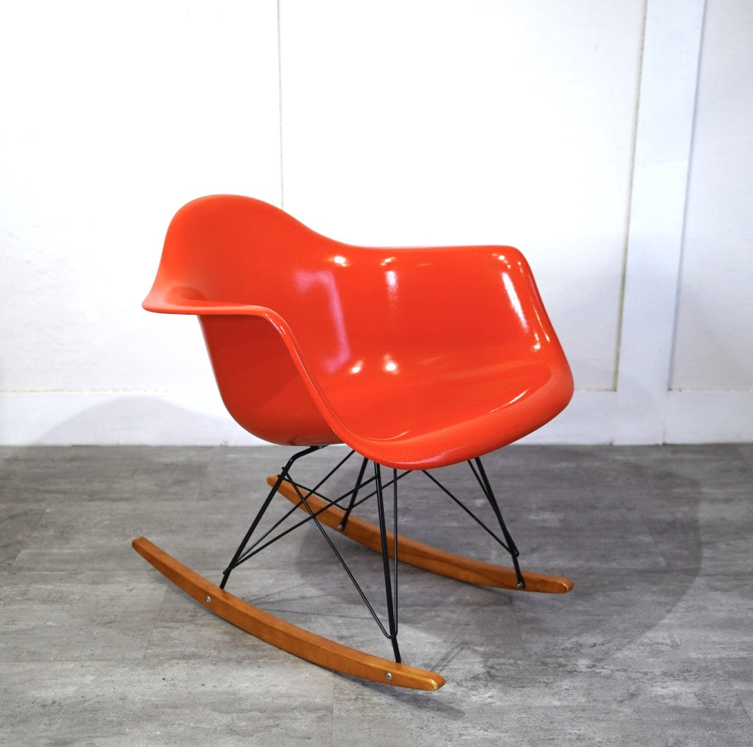 モダニカ / MODERNICA アームシェルチェア ロッカーベース FRP 