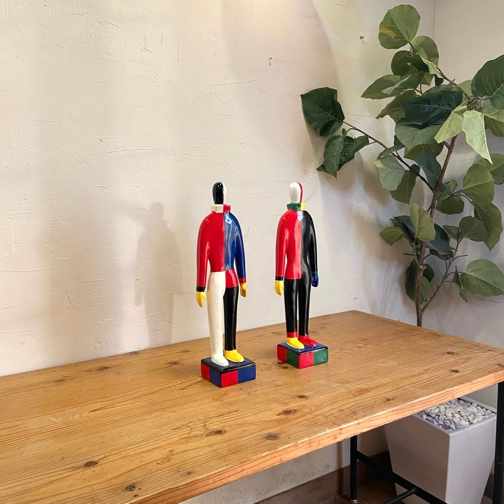 カジミール・マレーヴィチ / Kazimir Malevich フィギュア 【2】グッゲンハイム美術館