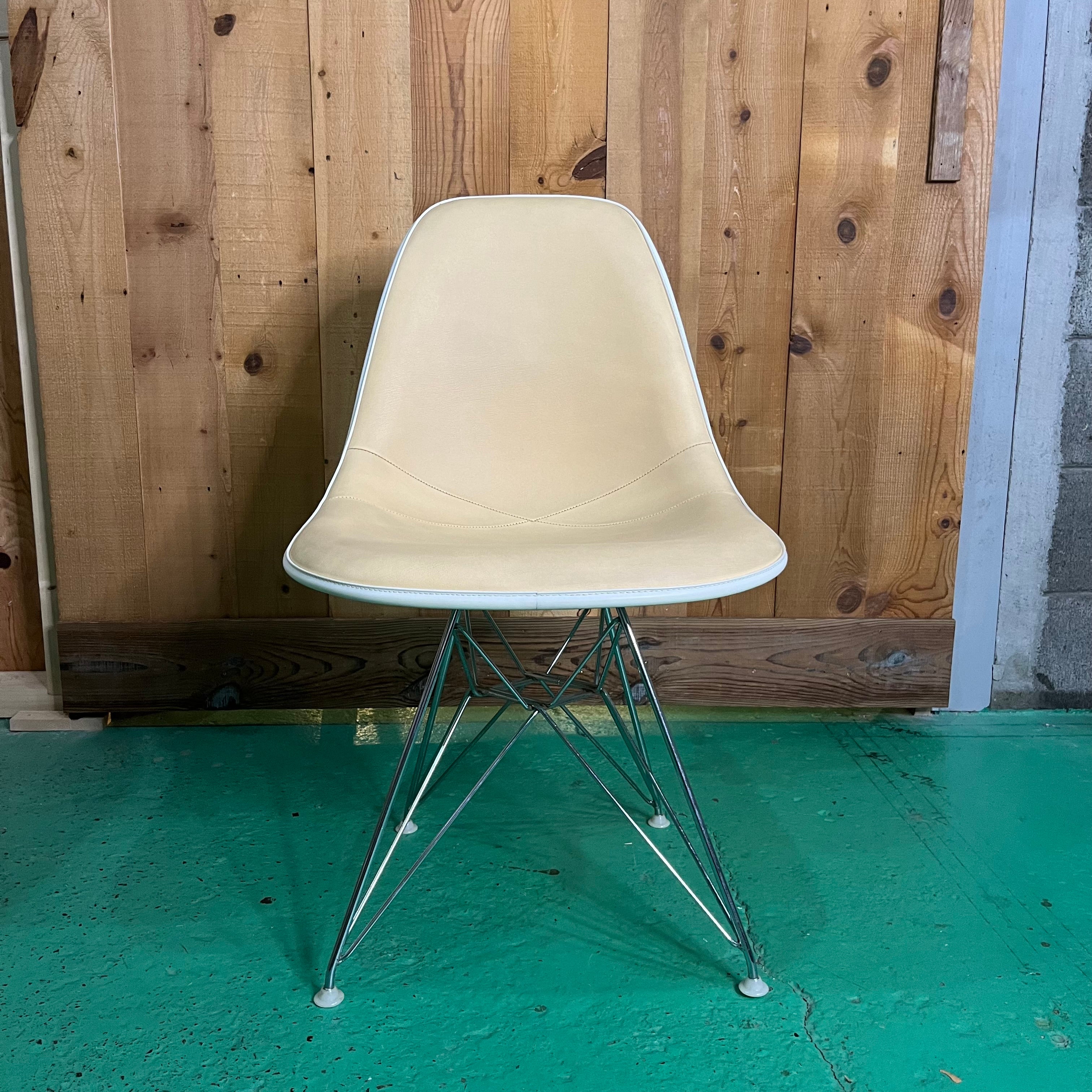 ハーマンミラー / Herman Miller サイドシェルチェア ベージュ エッフェルベース チャールズ&レイ・イームズ ヴィンテージ
