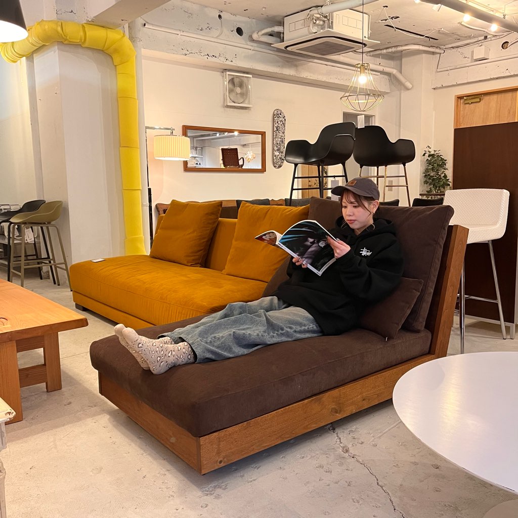 ヒラシマ / HIRASHIMA リベリア / LIBERIA シェーズロング カウチソファ - Restyle