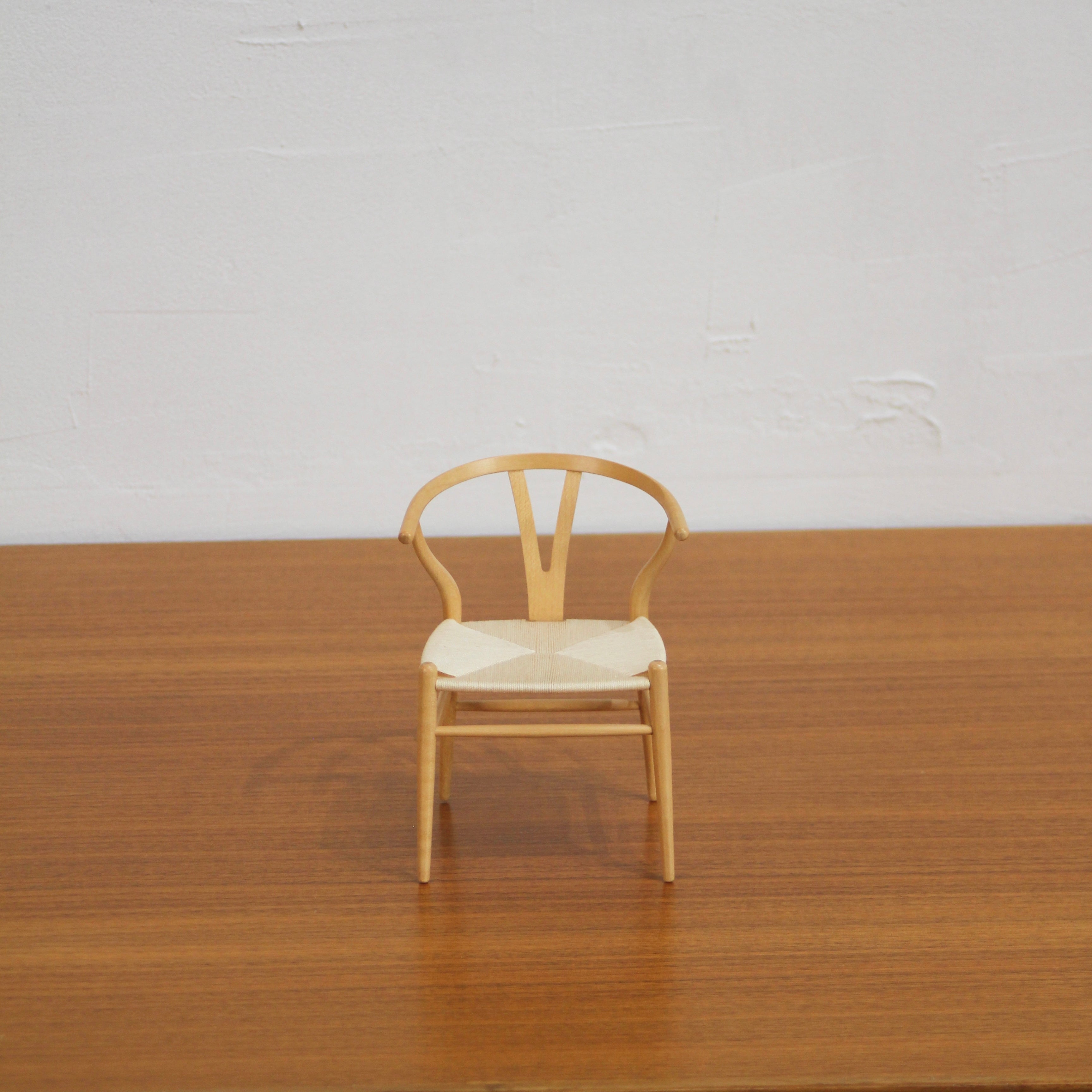 ヴィトラ / Vitra ミニチュアコレクション Yチェア 1/6スケール ハンス・J・ウェグナー