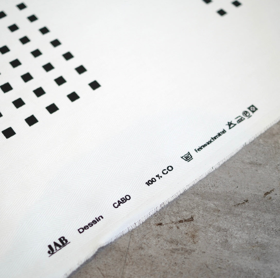 ジャブ / JAB ANSTOETZ Fabrics ドット柄 400㎝ ドイツ