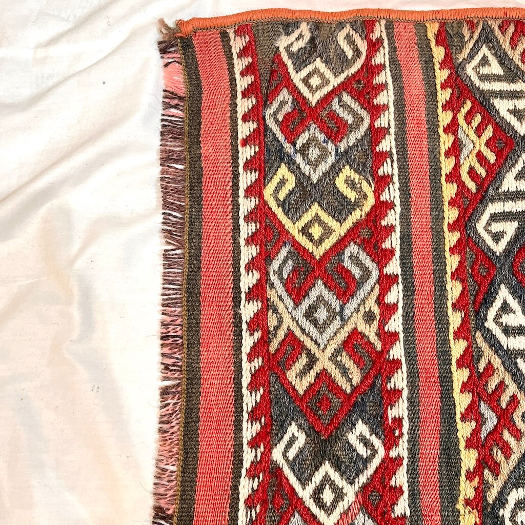 ヴィンテージキリムラグ ウール 106×70 敷物 【6】