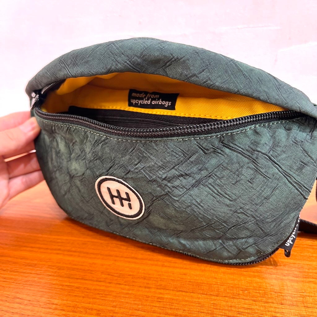 【新品・デッドストック】エアパック / AIR PAQ ヒップバッグ ウエストポーチ SDGs サスティナブル 斜めがけ