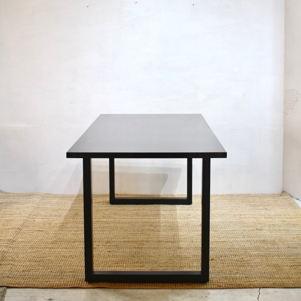 KANADEMONO / 金物家具のかなでもの THE TABLE / ラバーウッド ブラックブラウン × Black Steelテーブル デスク