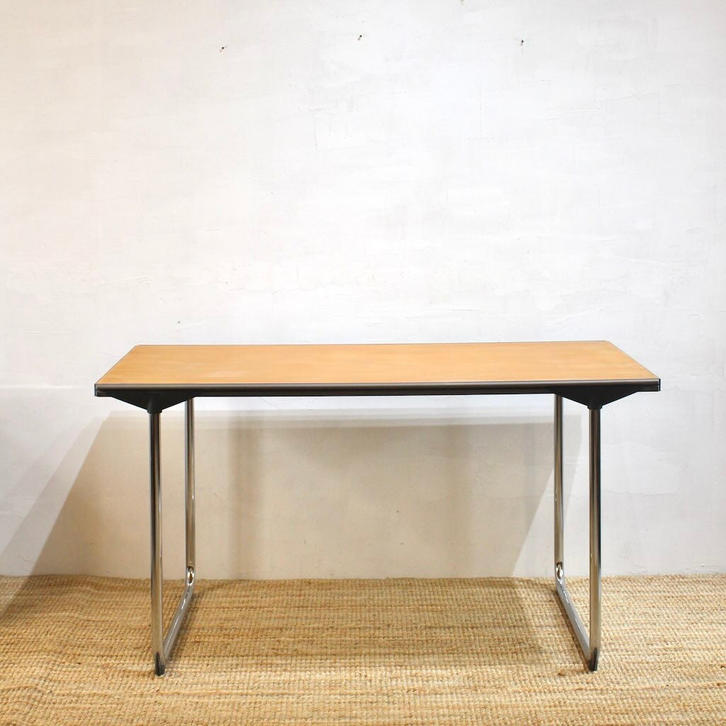 フリッツハンセン / FRITZ HANSEN クリックテーブル エリック・マグヌッセン
