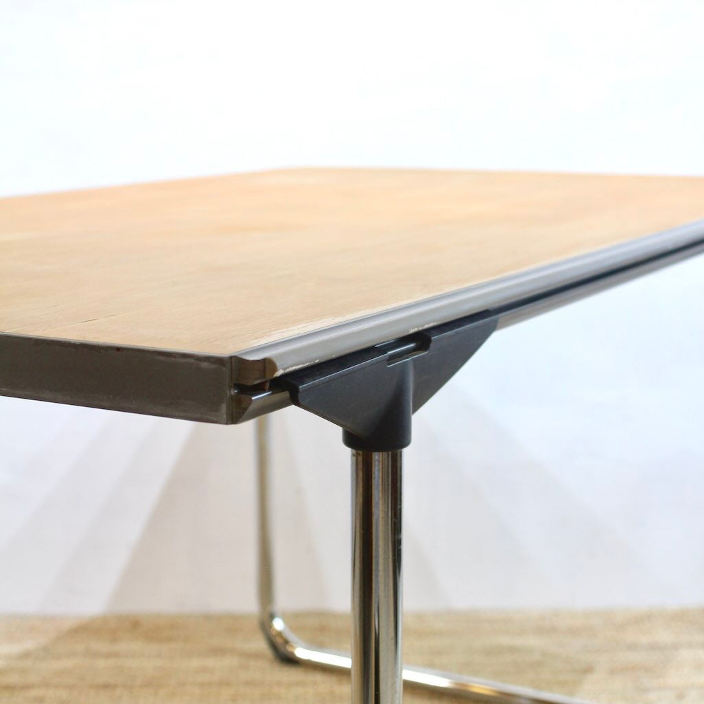 フリッツハンセン / FRITZ HANSEN クリックテーブル エリック・マグヌッセン