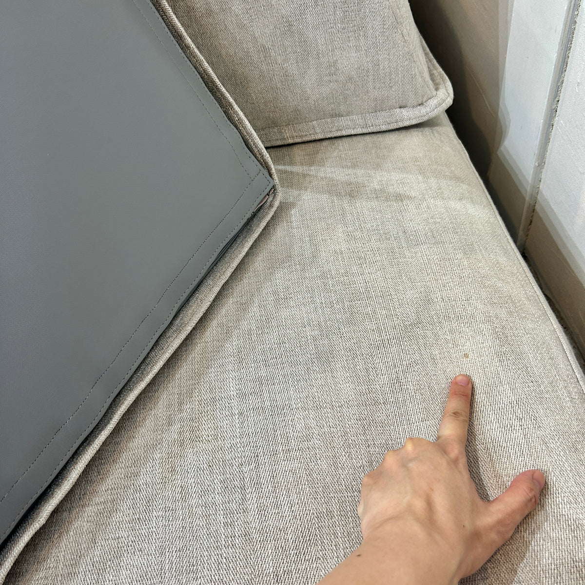 アイラーセン / eilersen プレイグラウンドソファ バックフォームクッション 2ピース アクタス取り扱い
