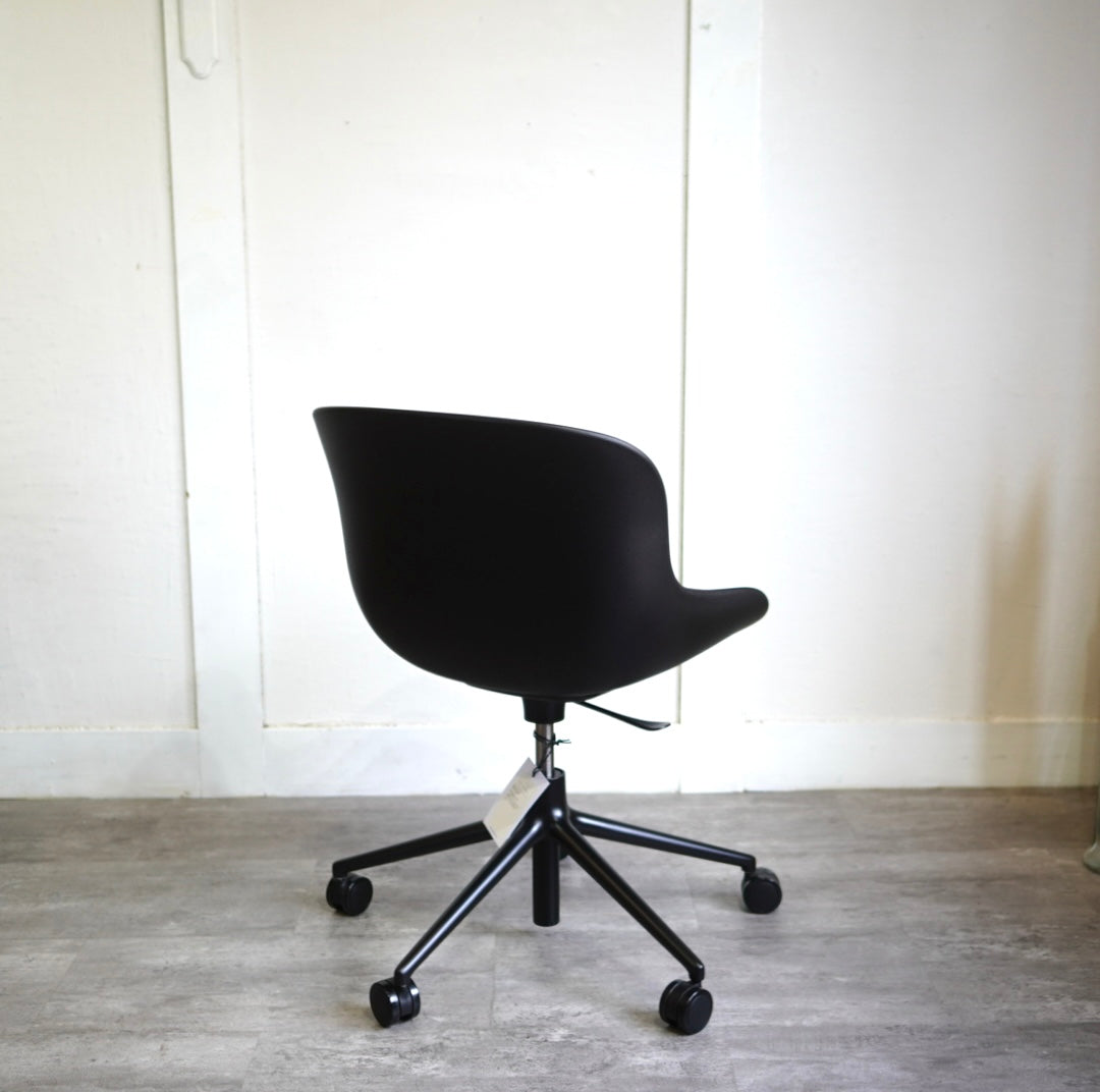ノーマンコペンハーゲン / normann COPENHAGEN ヒュッグ / HYG デスクチェア 未使用