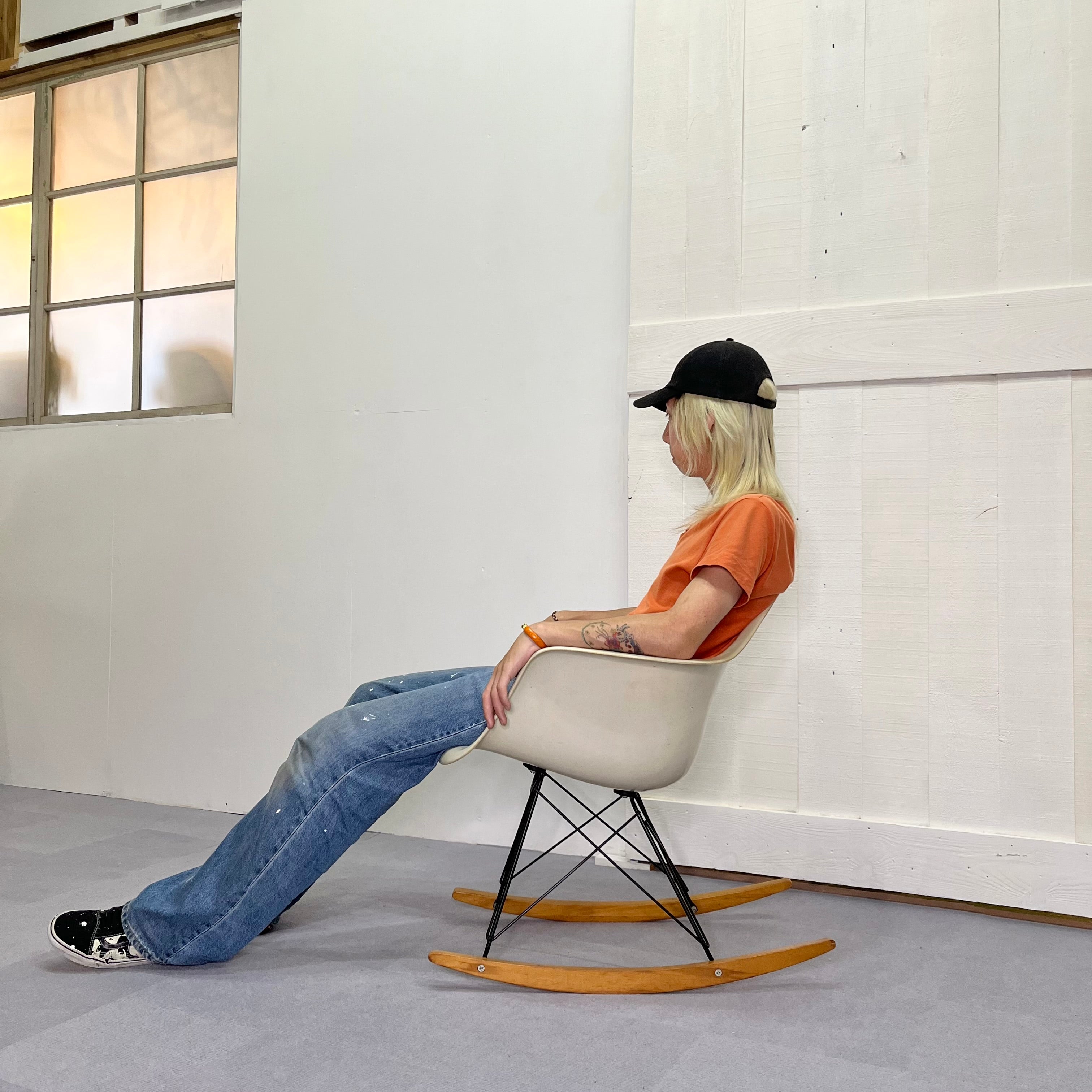 ハーマンミラー / Herman Miller アームシェルチェア3rd FRP ロッカーベース ホワイト チャールズ&レイ・イームズ ヴィンテージ