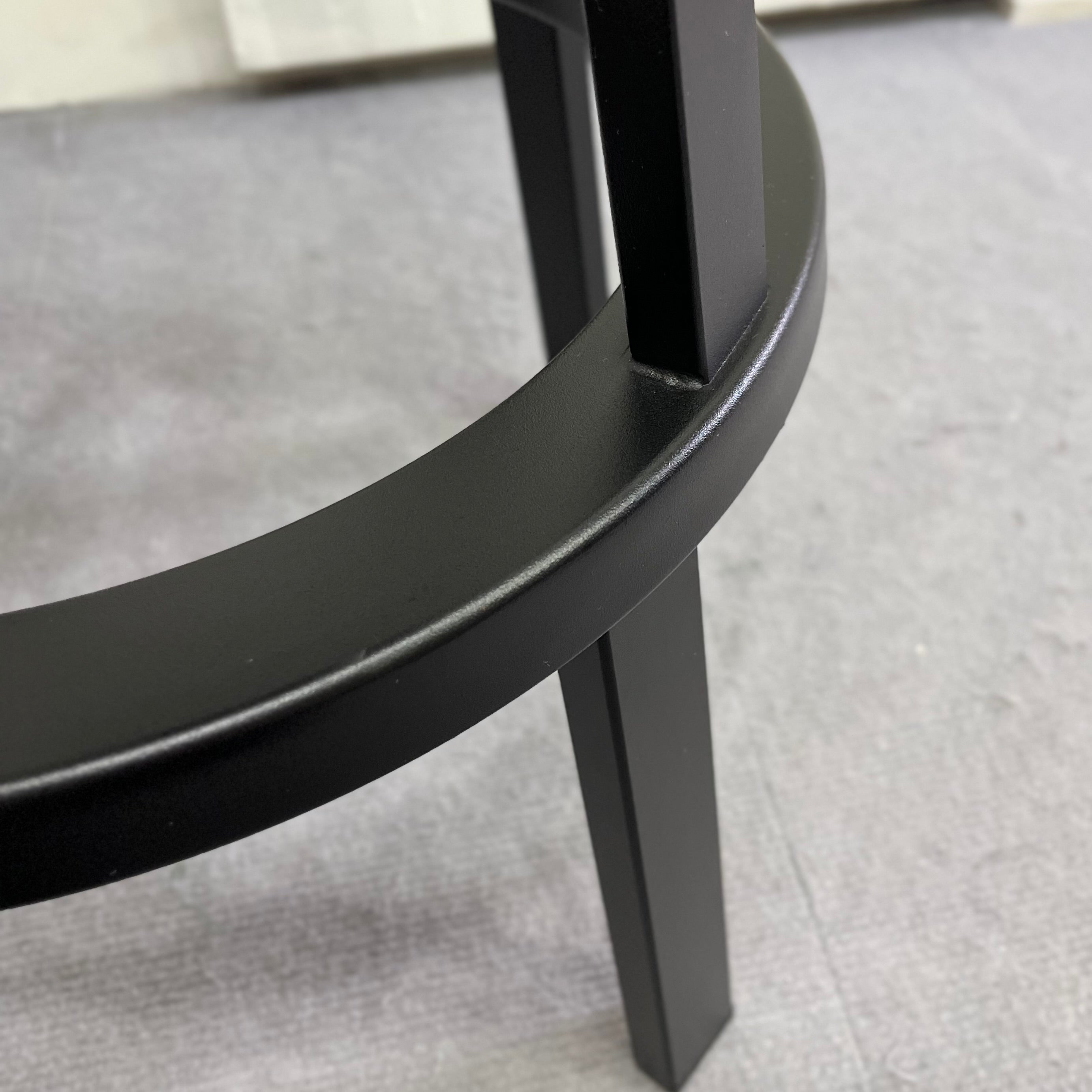 ヘイ / HAY リボルバー / REVOLVER バルスツール / BAR STOOL HIGHT H76 ブラック ハイチェア