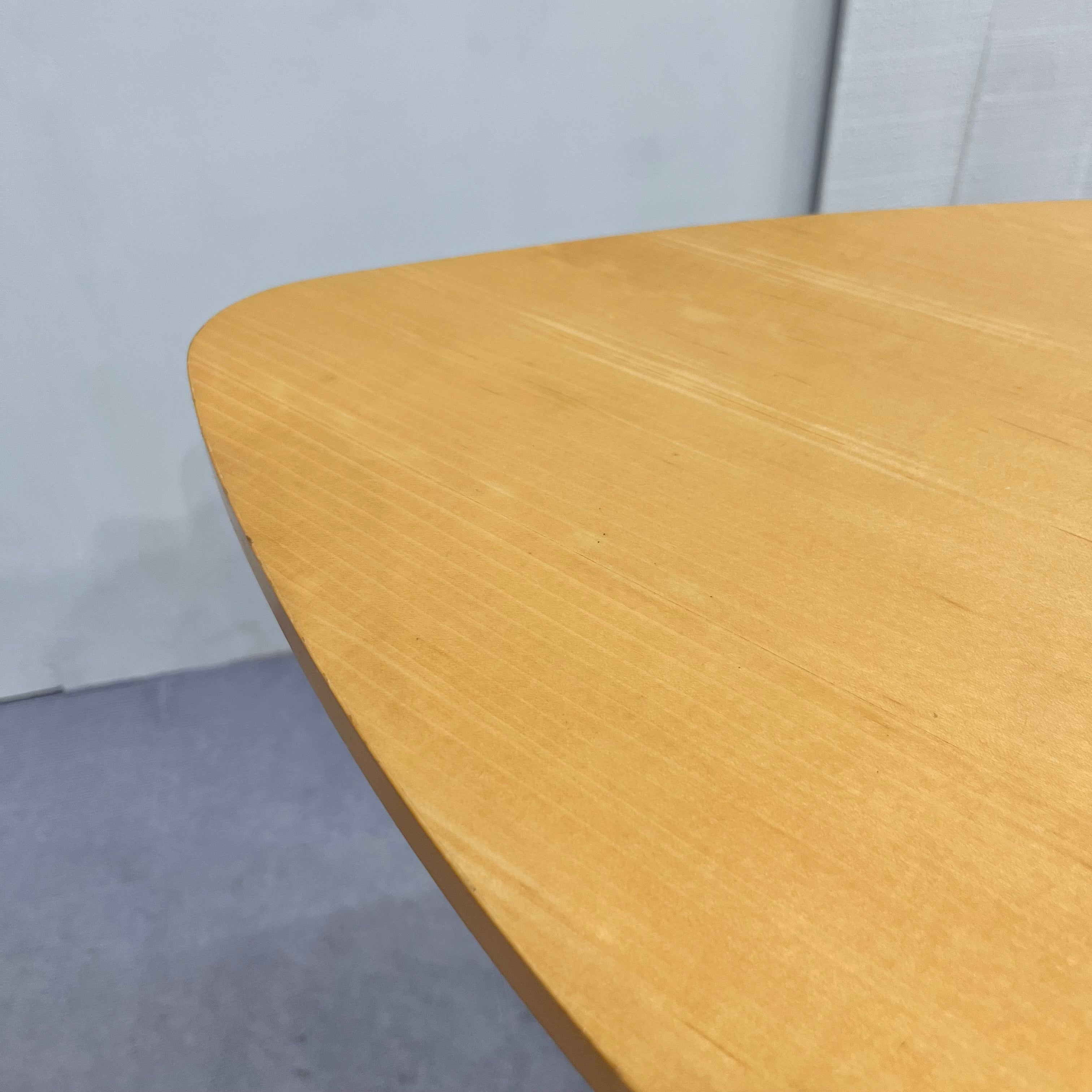 テクタ / TECTA K22 サイドテーブル メープル