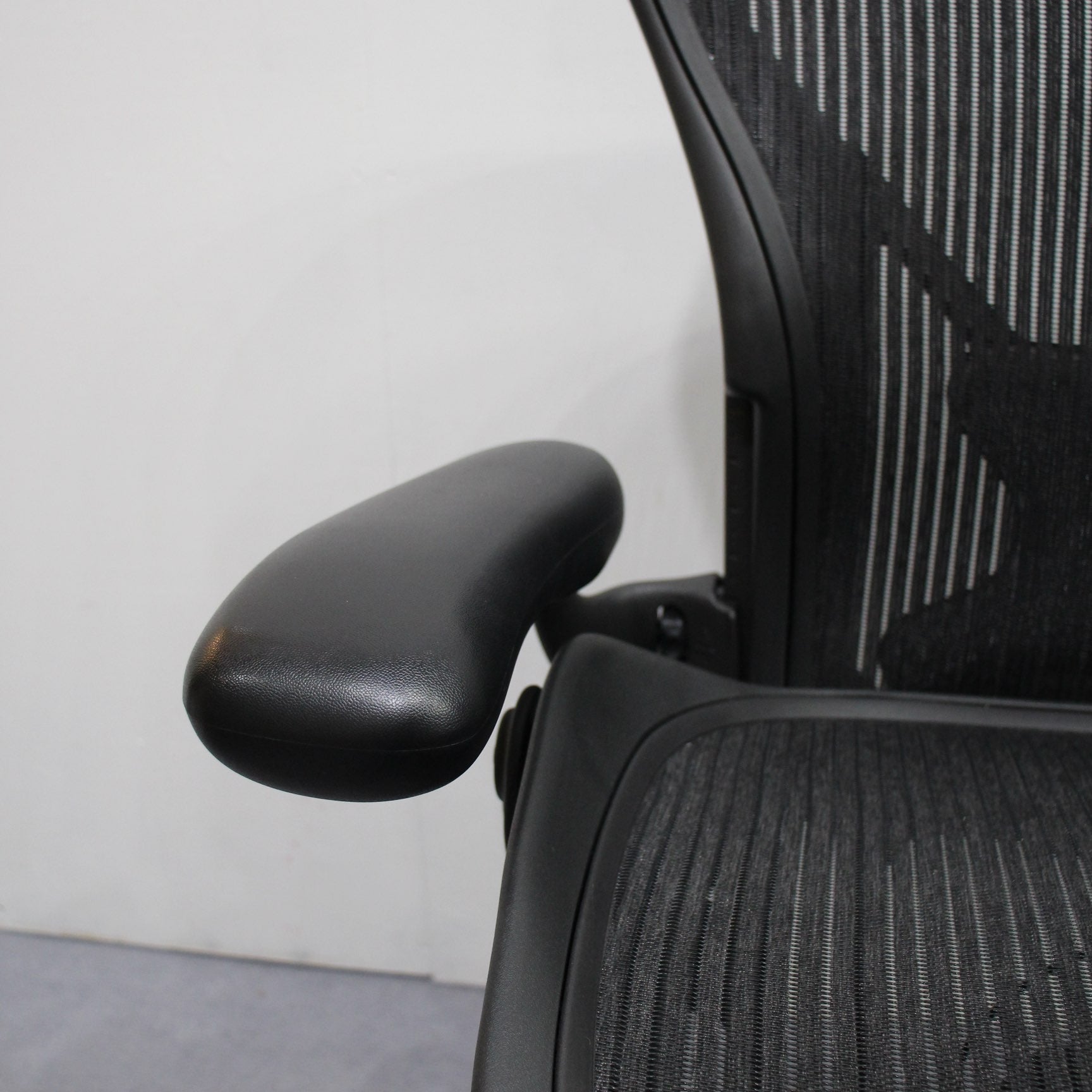 ハーマンミラー / HermanMiller アーロンチェア / Aeron Chairs ポスチャーフィット Aサイズ