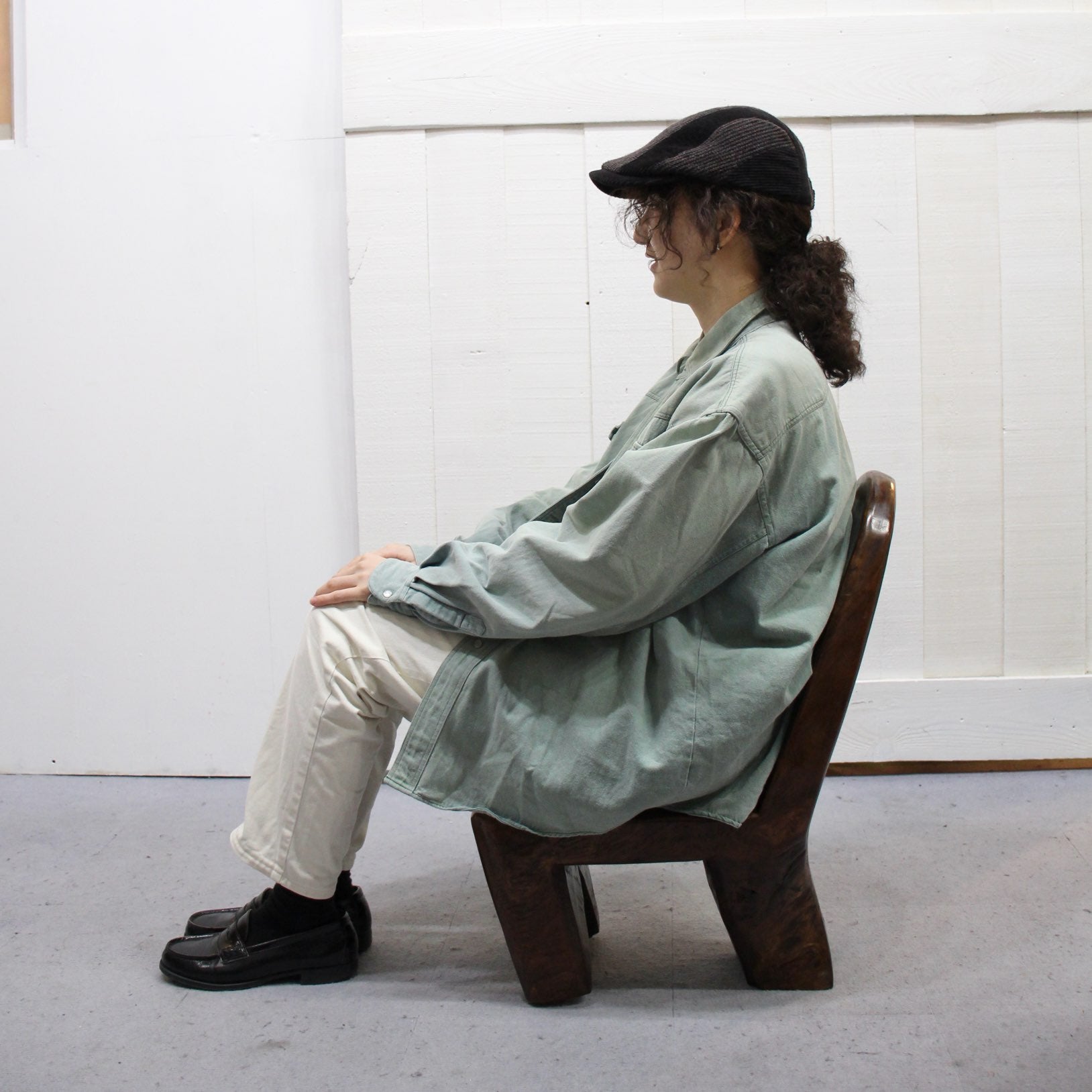 プリミティブな木製チェア 無垢材 ヴィンテージ - Restyle