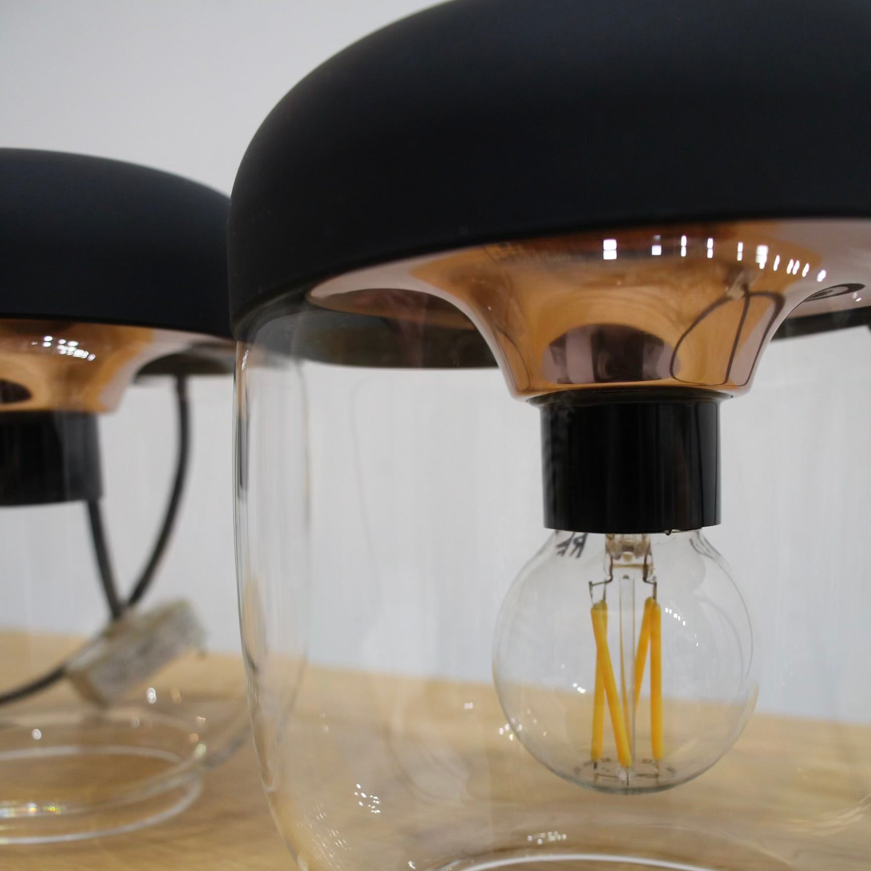 ウメイ / UMAGE エイコーン / Acorn ブラック×コパー ペンダントライト デンマーク 未使用品