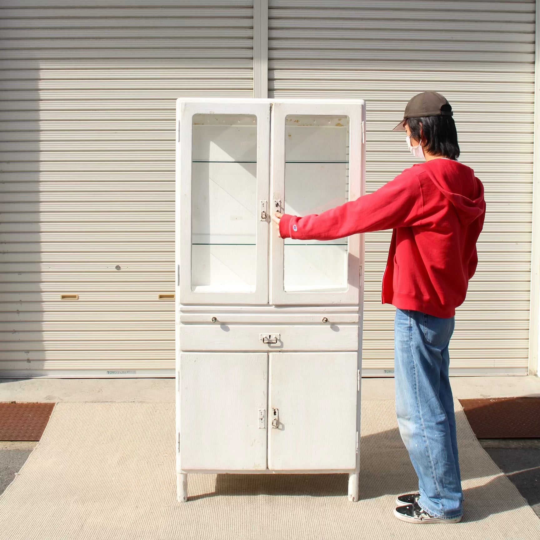 アンティークケビント 医療棚 照明付き