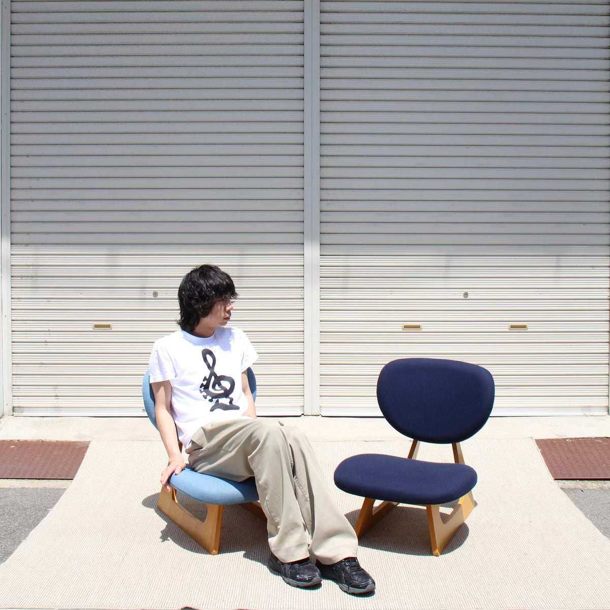 天童木工 / Tendo 低座椅子 長大作 ネイビー 天童木工 低座椅子 成形 