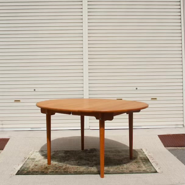 カール・ハンセン&サン / Carl Hansen & Søn 伸長式ダイニングテーブル ハンス J. ウェグナー 北欧