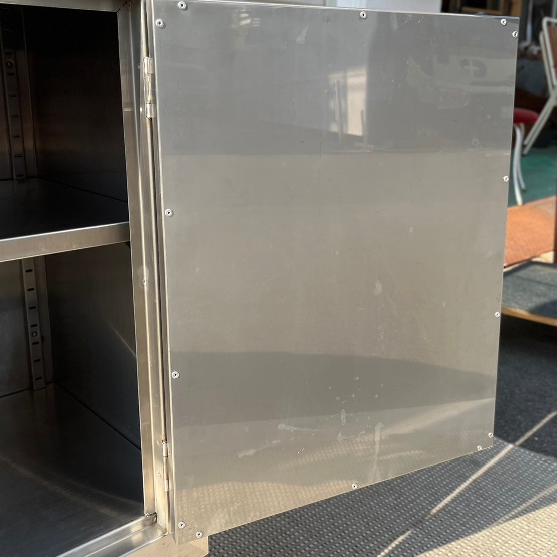 フルステンレス ケビント 医療棚 コレクションボード