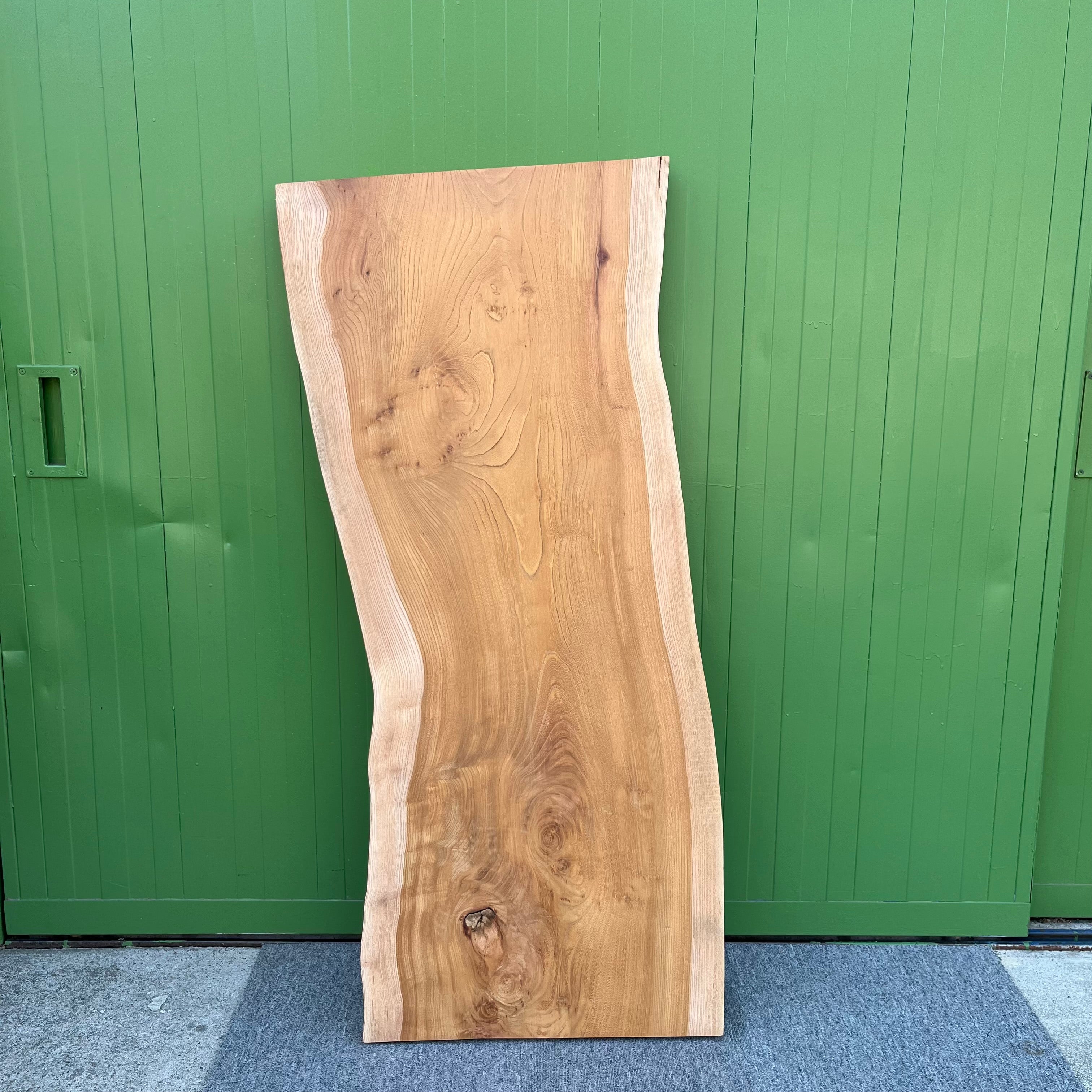 一枚板 ケヤキ 無垢材 耳付き 美しい木目の一枚板 74×143【11】