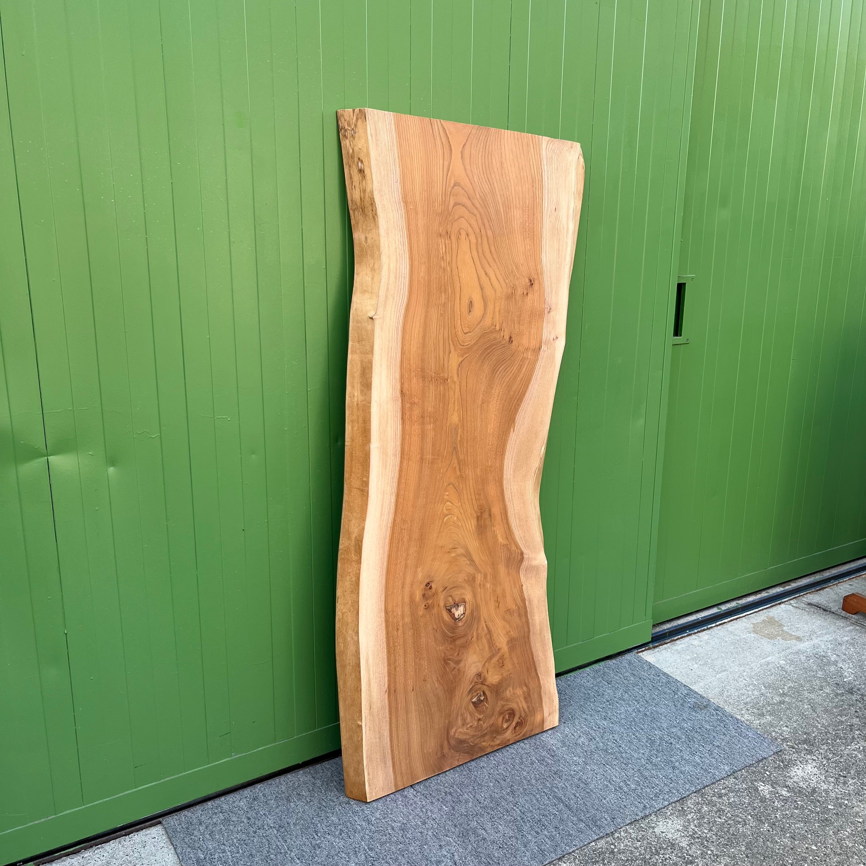 一枚板 ケヤキ 無垢材 耳付き 美しい木目の一枚板 74×143【11】