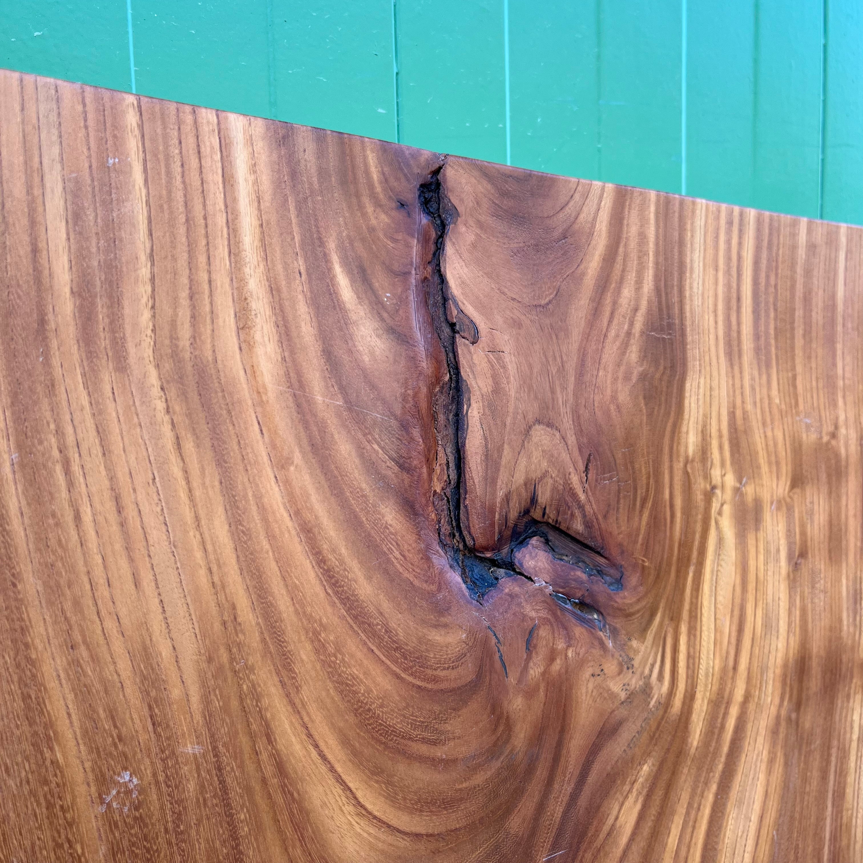 一枚板 ケヤキ 無垢材 耳付き 美しい木目の一枚板 64×148【44】