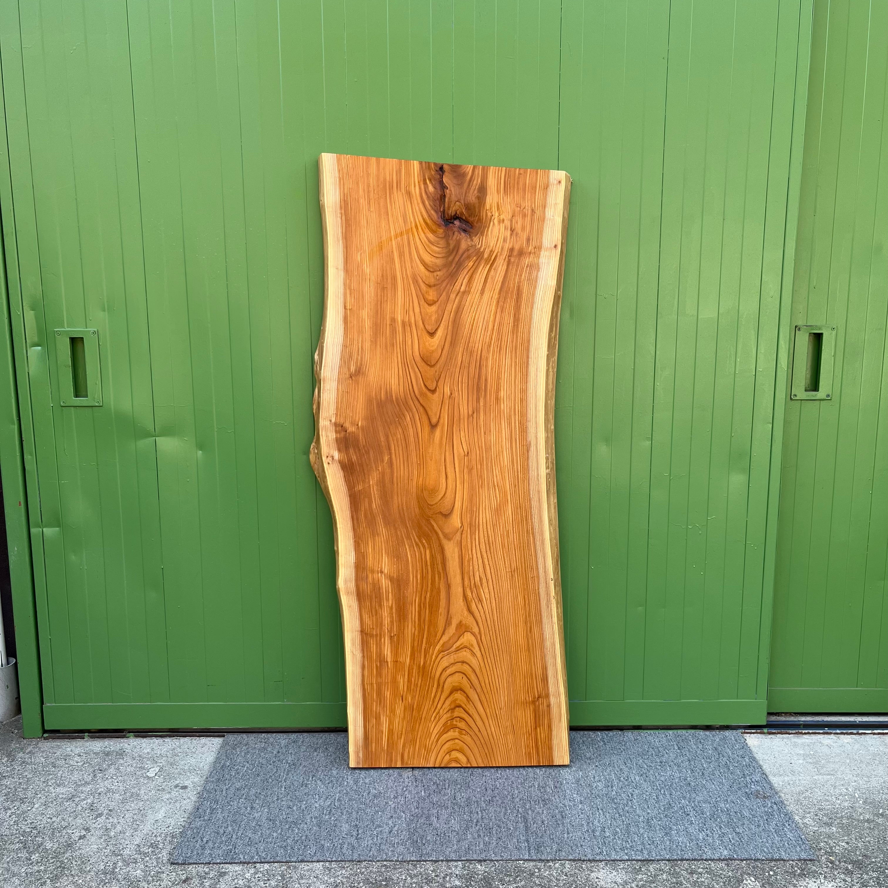 美品 重厚 総欅 ケヤキ 無垢材 天板厚み70mm 3杯抽斗 上手造り