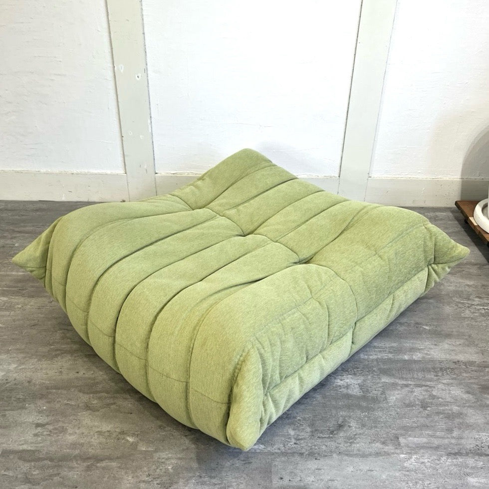 リーン・ロゼ / ligne roset トーゴ パフ オットマン グリーン 中古