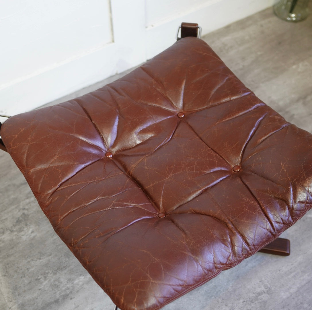 バットネ / Vatne ファルコン オットマン 本革 北欧 ヴィンテージ