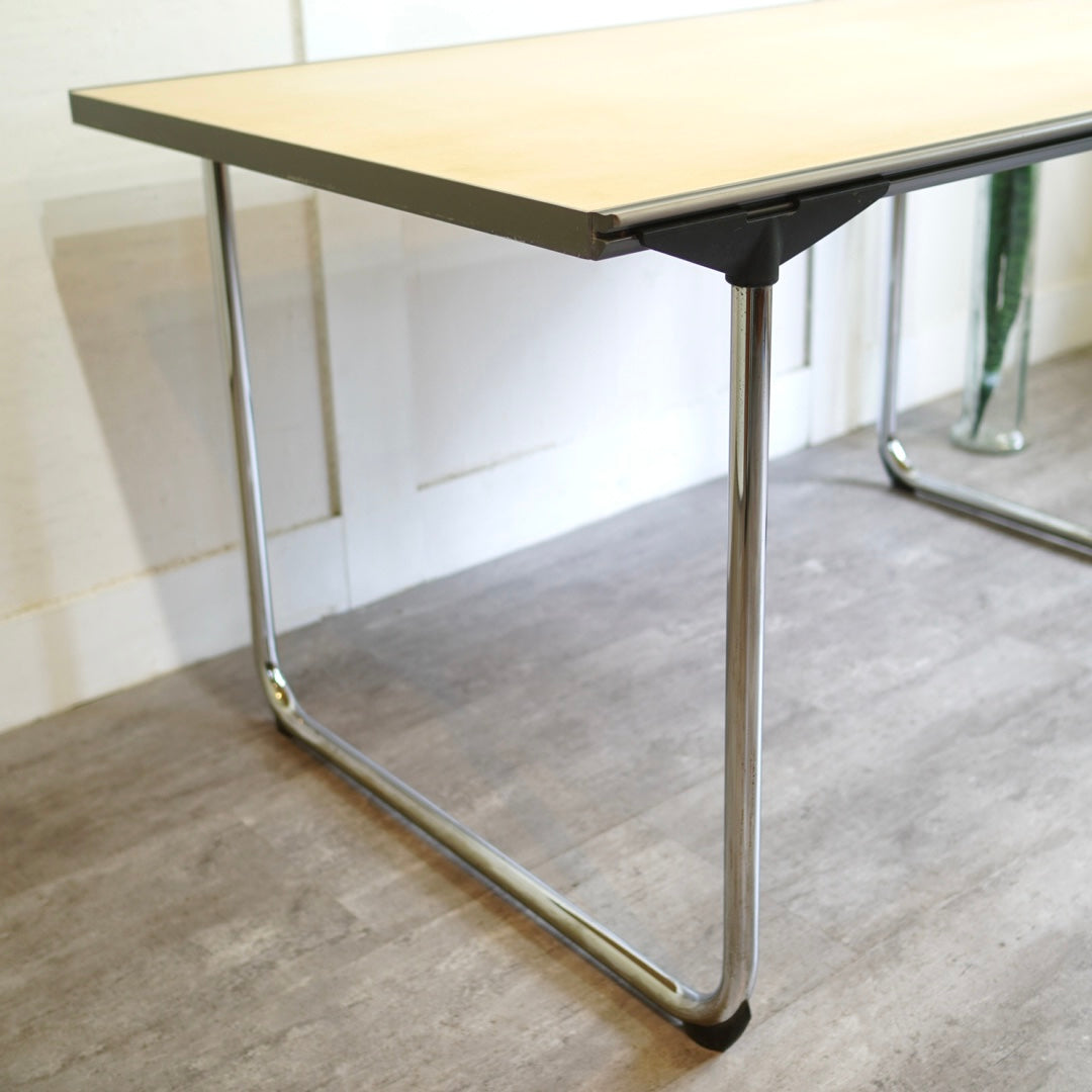 【期間限定20%OFF】フリッツ・ハンセン / FRITZ HANSEN クリックテーブル / CLICK エリック・マグヌッセン