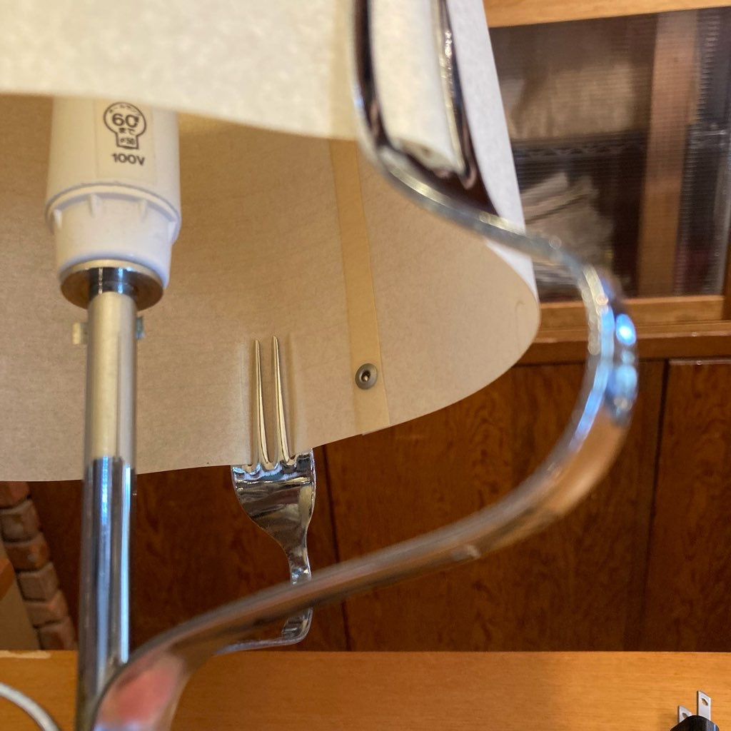 プロドゥツィオーネ・プリヴァータ / Produzione Privata Treforchette テーブルランプ ヤマギワ取り扱い イタリア 中古