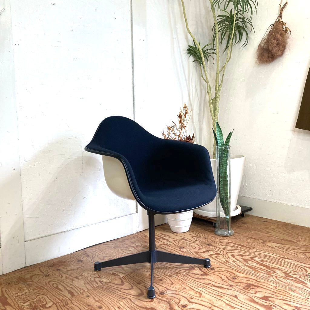 ハーマンミラー / Herman Miller アームシェルチェア 3rd コントラクトベース チャールズ&レイ・イームズ FRP ヴィンテージ