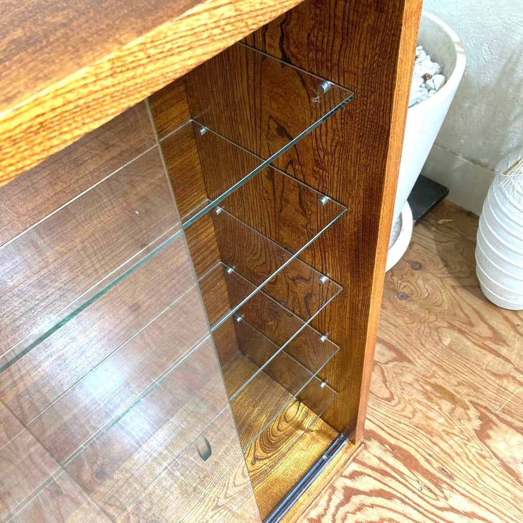 ケヤキ無垢材 ガラスキャビネット【2】飾り棚 食器棚 左側扉 中古