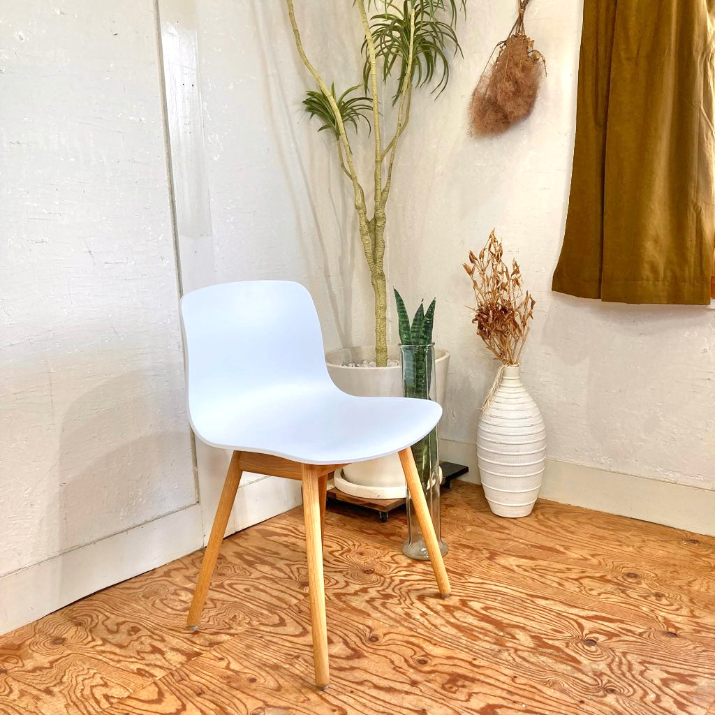 ヘイ/ HAY ダイニングチェア ABOUT A CHAIR AAC12 ホワイト 中古 北欧 