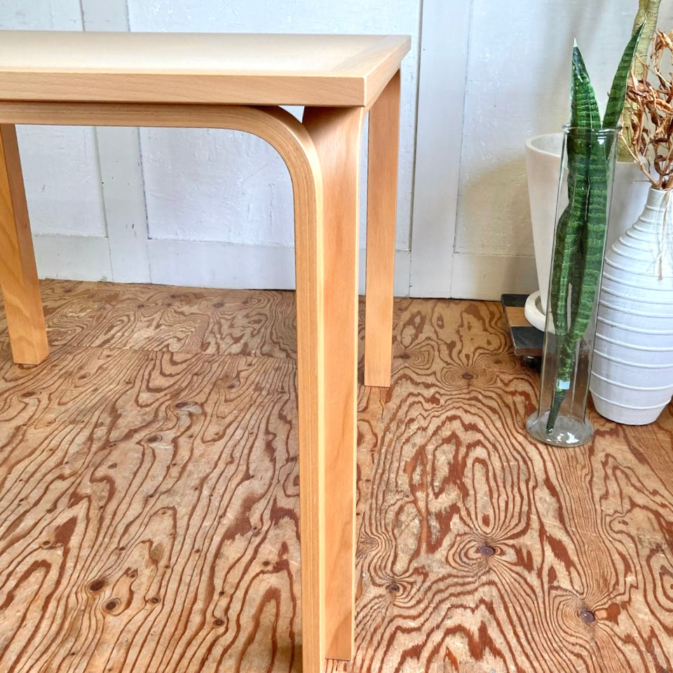 マグナス・オルセン / MAGNUS OLESEN ダイニングテーブル デンマーク 中古