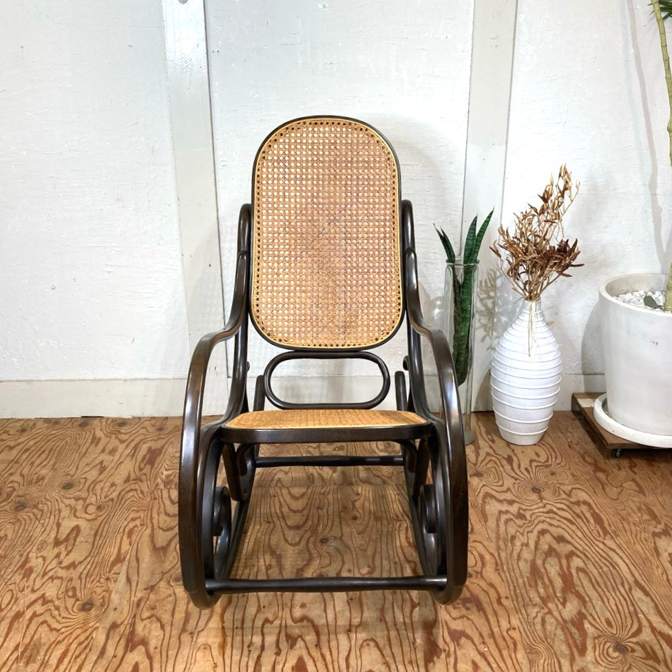 トーネット / THONET ベントウッドロッキングチェア #7028 曲木 中古 