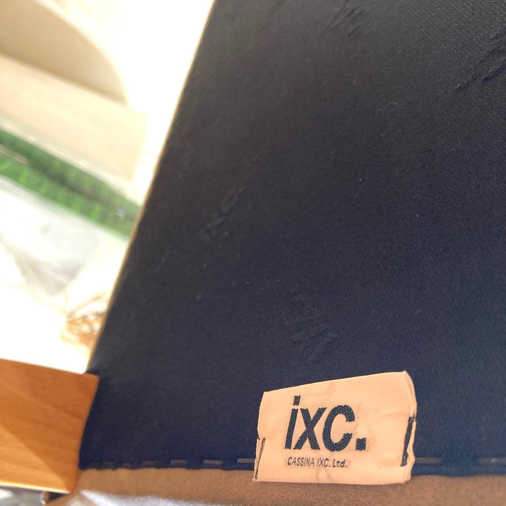 カッシーナ・イクスシー / Cassina ixc. ディーヴァ / DIVA チェア アームレス ダイニングチェア フィリップ・ユーレル 中古