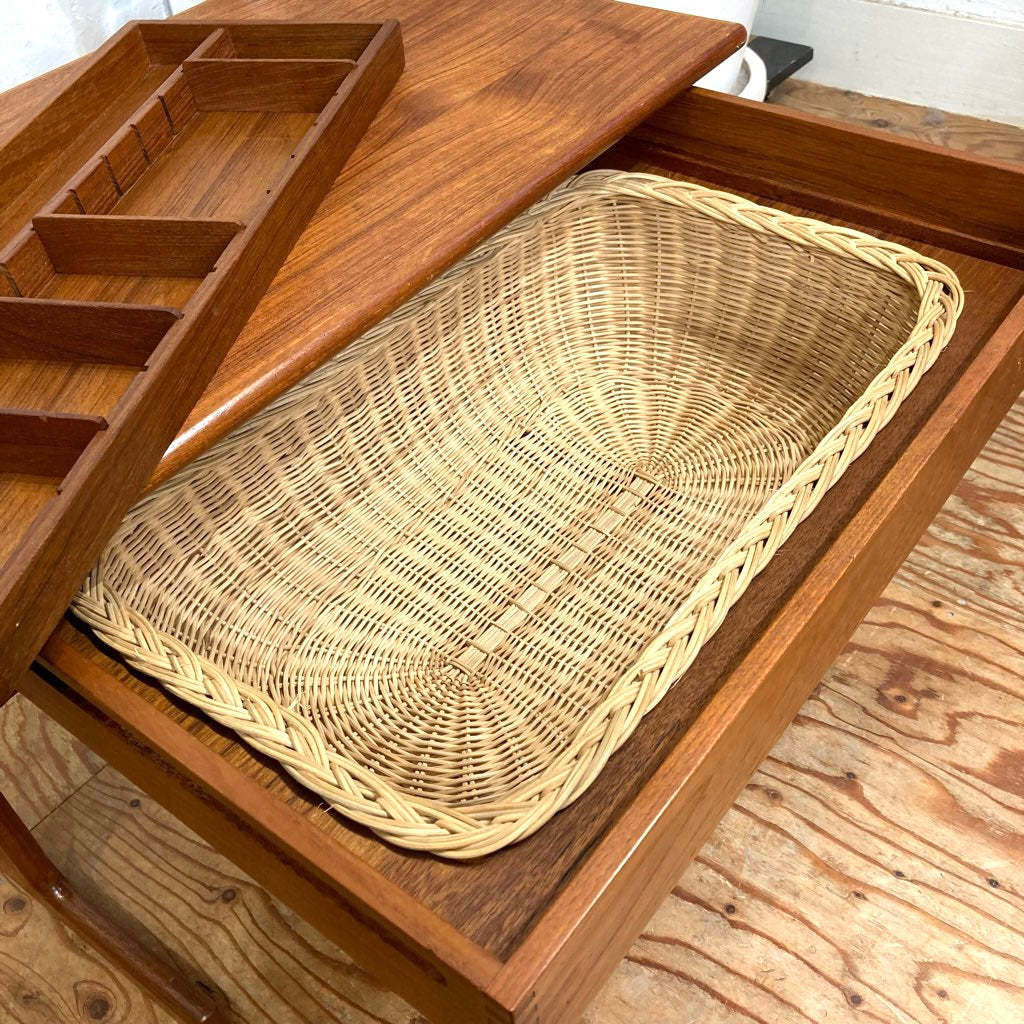 Vildbjerg Møbelfabrik社 カイクリスチャンセン / Kai Kristiansen ソーイングテーブル サイドテーブル チーク材 北欧 ヴィンテージ