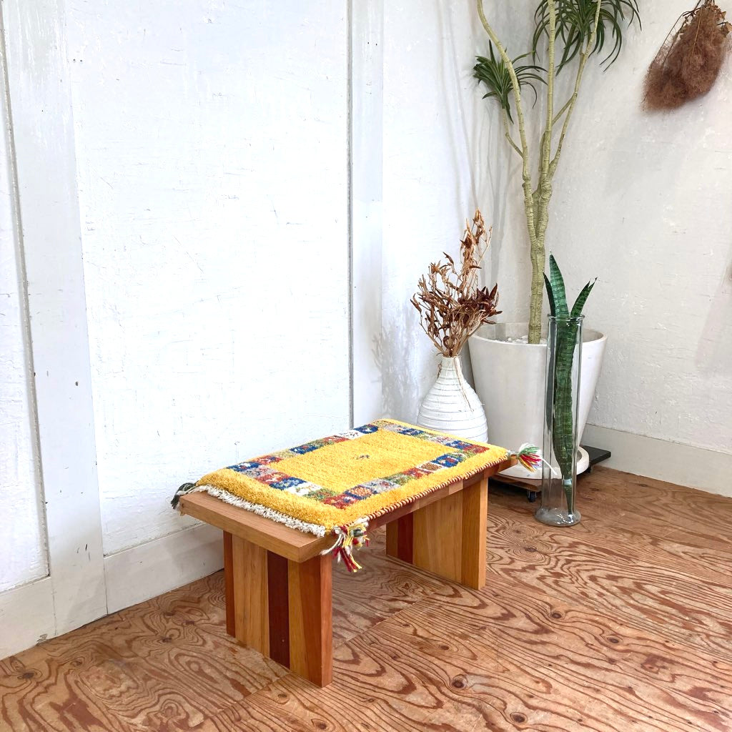 ギャッベ ミニ マット イエロー オレンジ 玄関マット カラフルマット 幅58×奥行40 中古