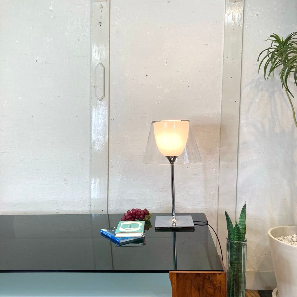 フロス / FLOS Kトライブ / K TRIBE T1 GLASS テーブルランプ  ガラス フィリップ・スタルク 照明 【2】 中古