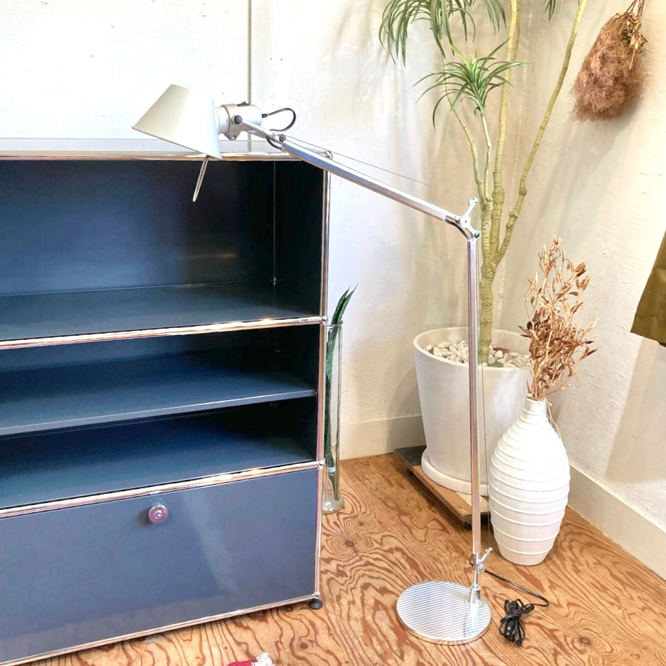 アルテミデ / Artemide トロメオ  / TOLOMEO リーディング フロアライト シルバー 中古