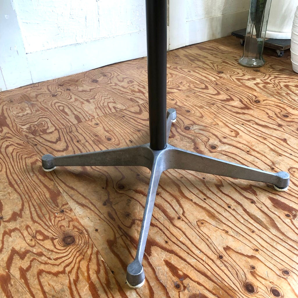 ハーマンミラー / Herman Miller コントラクトベース ラウンドテーブル オーク突板 チャールズ&レイ・イームズ ヴィンテージ
