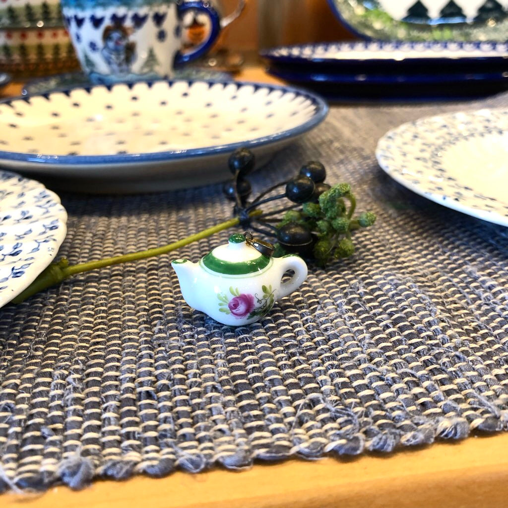 ヘレンド / Herend ウィーンの薔薇 ティーポット ペンダントトップ チャーム アクセサリー ハンガリー 中古