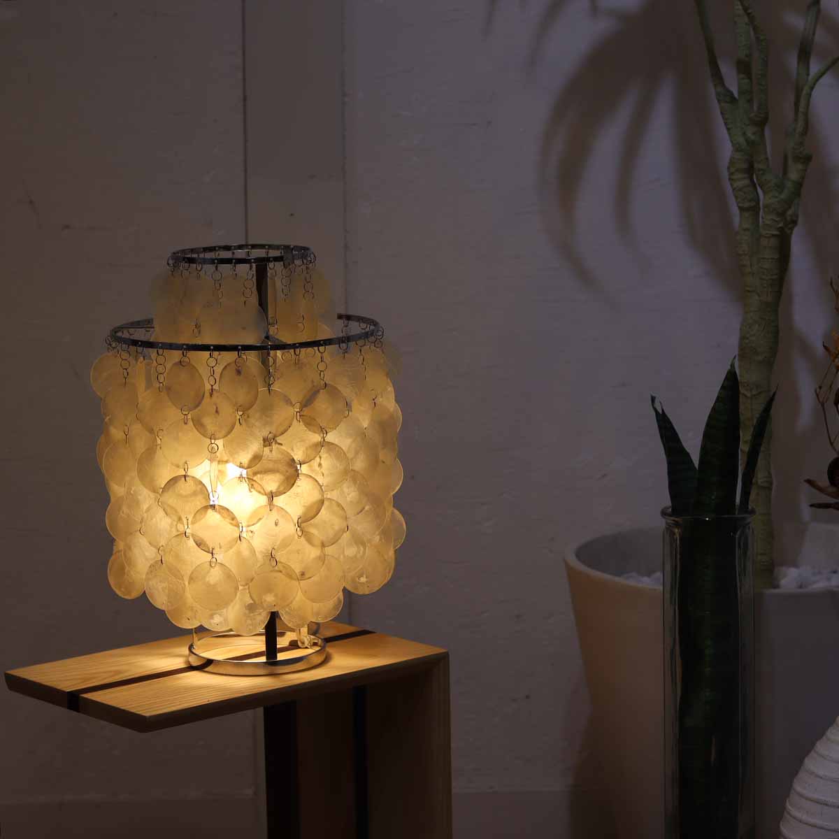 ヴァーパン / ヴァーナー・パントン / Verner Panton  ファン・シェル / FUN SHELL 2TM スタンドライト 展示品